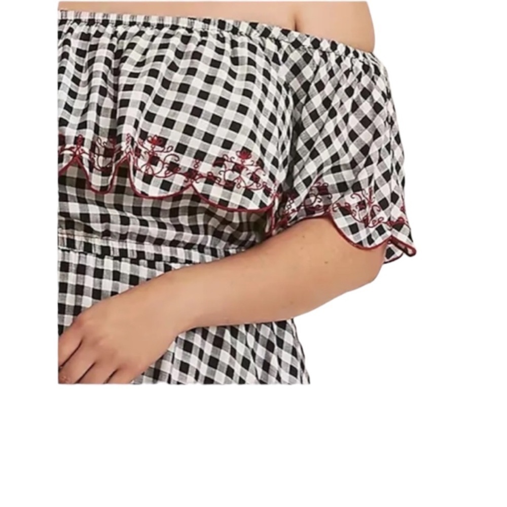 TORRID Off-shoulder Gingham Swing Dress in Black/White w/ Red Trim Size 00 (M/L) - Picture 3 of 11
